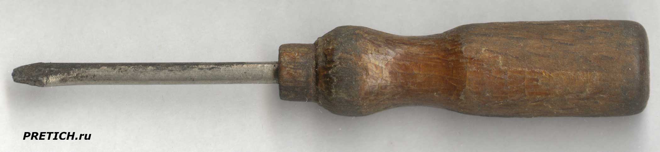 Советская отвертка от швейной машинки Подольск 2М описание Советская отвертка от швейной машинки Подольск 2М описание