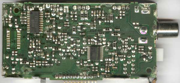 KSE 6700FM0154A FM/AM tuner микросхемы LC72131 и KS0302 KSE 6700FM0154A FM/AM tuner микросхемы LC72131 и KS0302