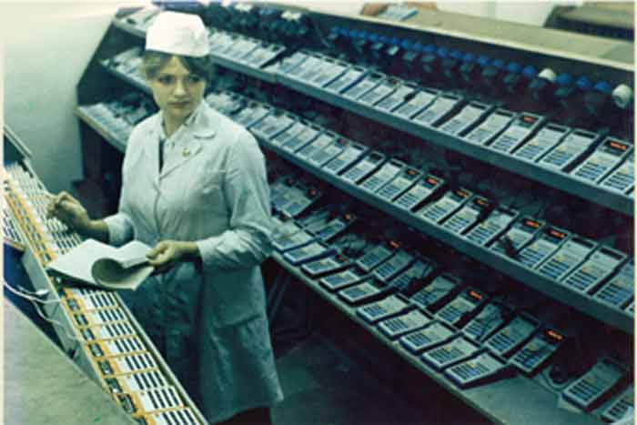 Участок электротренировки микрокалькуляторов НПО "Кристалл". 1979 г
