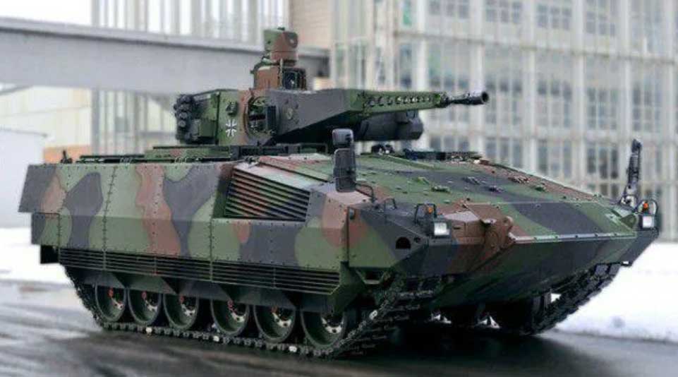 Боевая бронированная машина Пума - дорогая безделушка Боевая бронированная машина Пума - дорогая безделушка