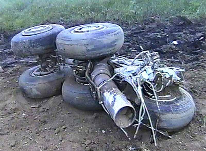Шасси разбившегося иркутского Ту-154, 2001 г.