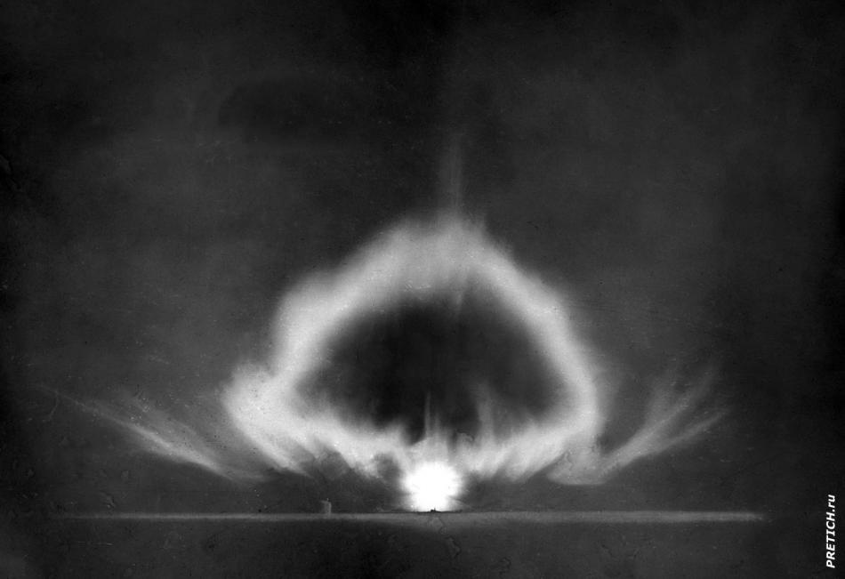 16 июля 1945 года испытания атомной бомбы