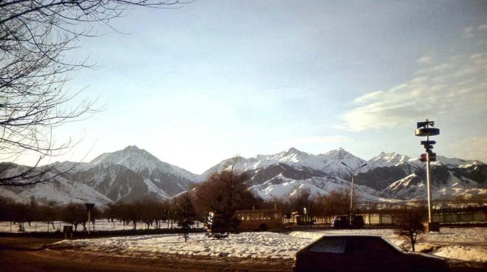 Алма-Ата советская, конец 80-х годов