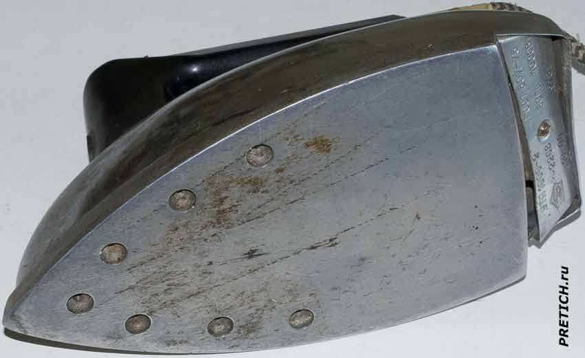 УТП 1000-2 советский паровой утюг УТП 1000-2 советский паровой утюг