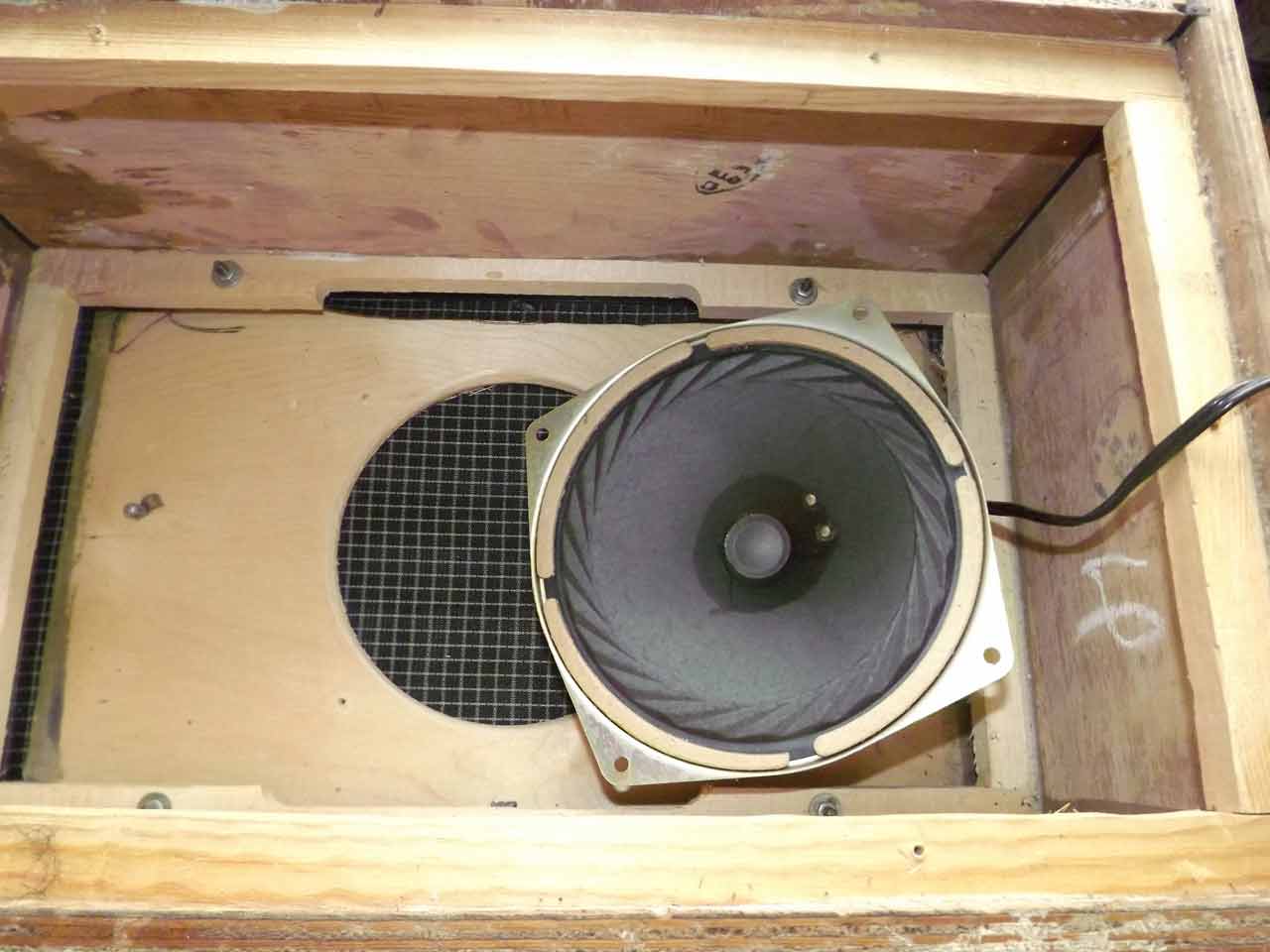 5-ГДШ-2-4 динамик в колонках 3АС-305 и 3АС-505 5-ГДШ-2-4 динамик в колонках 3АС-305 и 3АС-505