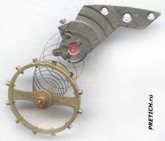 балансир в механизме часов Звезда