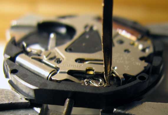 S.Epson Corp. VX12E как вытащить ручку перевода стрелок S.Epson Corp. VX12E как вытащить ручку перевода стрелок